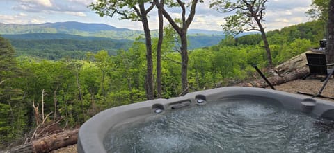Private hot tub with amazing views of Smoky mountains. 