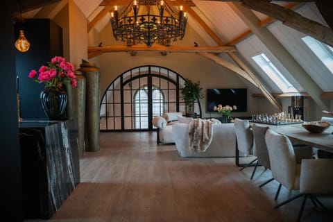 Deluxe Penthouse | Interior