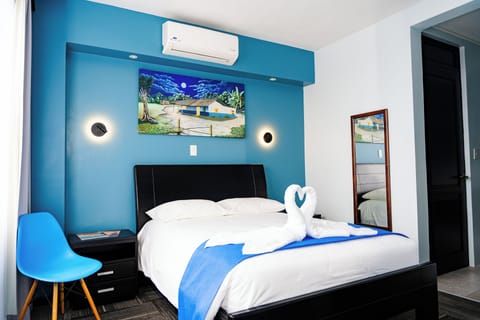 Standard Room, 1 Double Bed | In-room safe, free WiFi, bed sheets