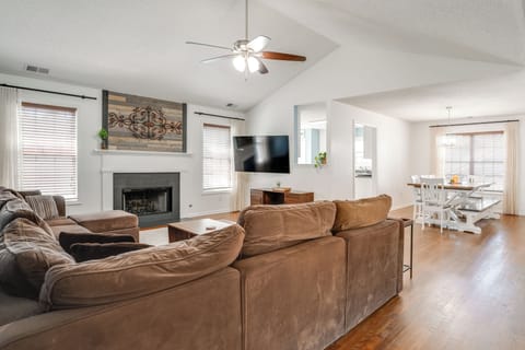 Cartersville Vacation Rental | 6BR | 3BA | 2,600 Sq Ft