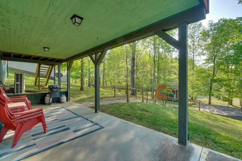 Byrdstown Vacation Rental | 3BR | 2.5BA | 1,560 Sq Ft