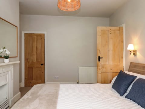 3 bedrooms, WiFi (free), individually decorated, individually furnished
