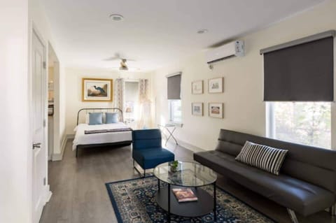 House | 1 bedroom