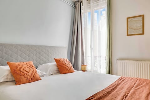 Apartment | 2 bedrooms, laptop workspace, iron/ironing board, bed sheets