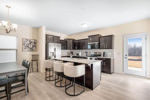 House | 5 bedrooms