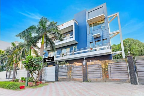 House | Exterior