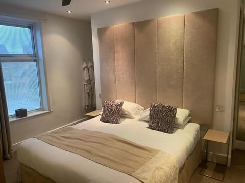 Double Room | Soundproofing, iron/ironing board, free WiFi
