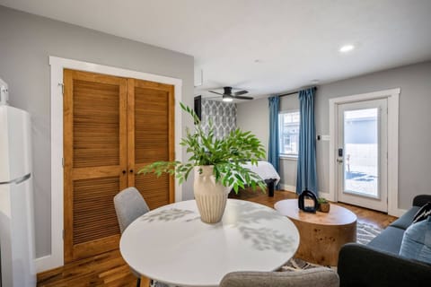 House | 1 bedroom