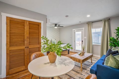 House | 1 bedroom