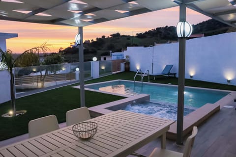 Villa, Bay View | Pool | Seasonal outdoor pool, open 9:00 AM to 9:00 PM, sun loungers