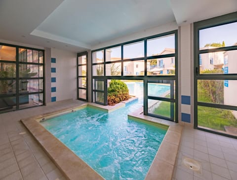 Apartment | Pool | Outdoor pool, a heated pool