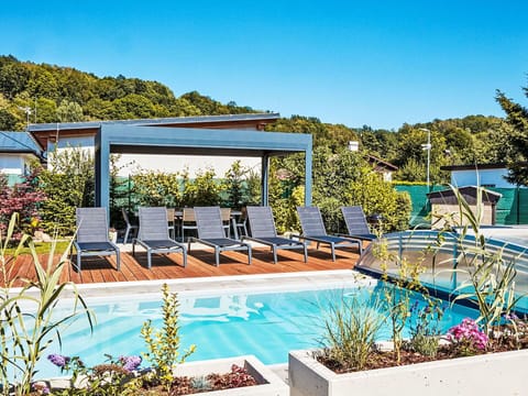 Swimming Pool, Resort, Composite Material, Eco Hotel, Outdoor Furniture, Shade, Chair, Garden, Landscaping, Hotel