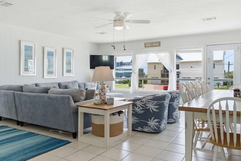 Open-Concept Gathering Space