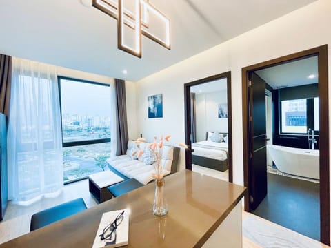 Premier 1 Bedroom Apartment | View from room