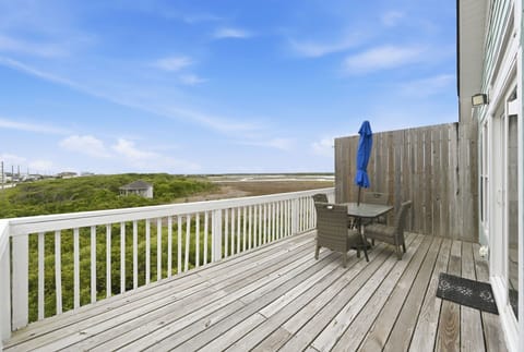 Welcome to Salt Life, your coastal escape with wide open views
