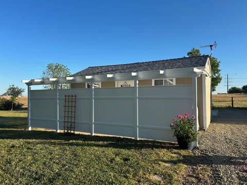 Front of Cottage.