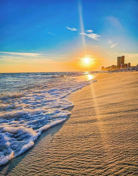 House, 3 Bedrooms, Patio | Beach