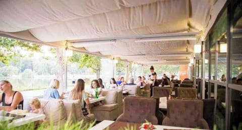 Apartment, 2 Bedrooms, Accessible, Balcony | Dining