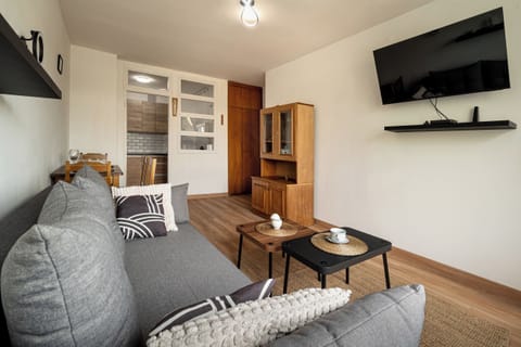 Apartment, Balcony | Living area | Smart TV