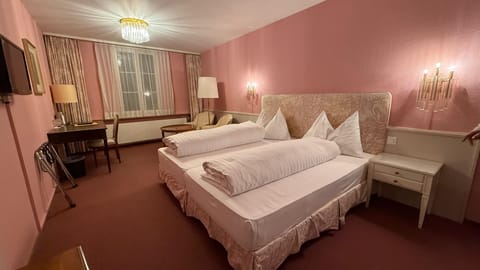 Superior Double Room | Soundproofing, free WiFi