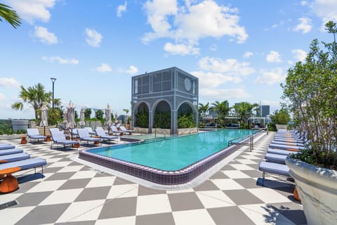 Rooftop pool