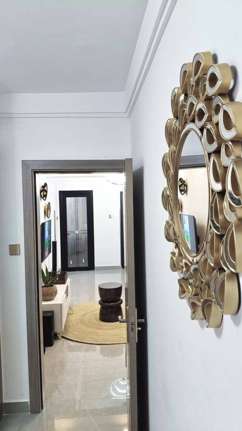 Apartment, 1 Bedroom, Accessible, City View | Interior
