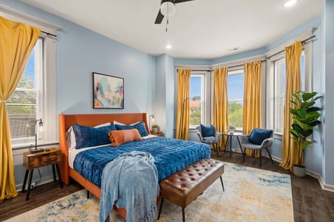 Bedroom: Precisely the right temperature for a long, cool, and restorative rest.