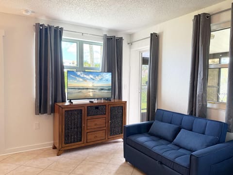 Venice Villas Combo – Sleeps 5  Poolside (7526)