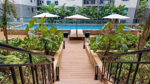 Deluxe Apartment | Pool