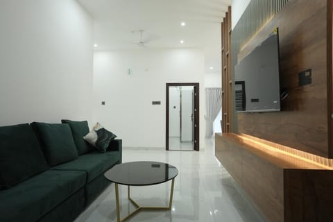 Luxury 2 Bhk Apartment | Living area