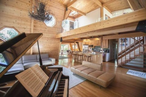 House | 4 bedrooms, Internet