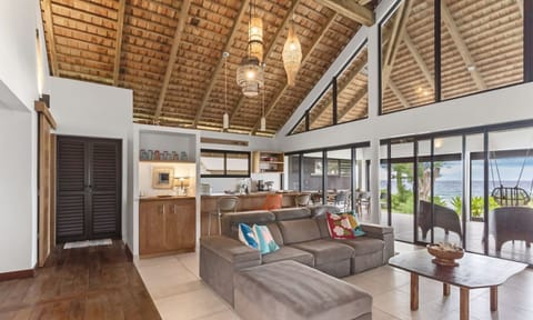 House | 3 bedrooms, high-speed internet