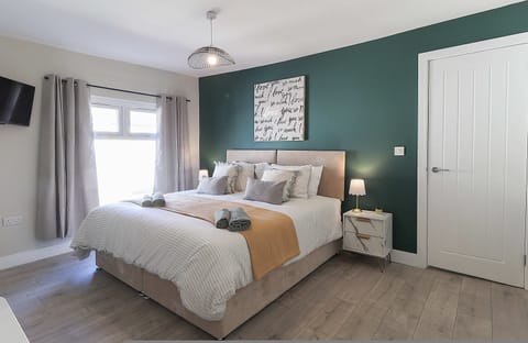 House | 4 bedrooms, high-speed internet