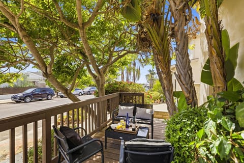 This deck has direct access from the interior living spaces, making it easy to transition from the sophisticated indoors to this tranquil, fresh-air retreat.