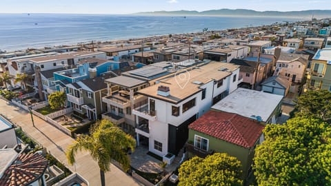 Located in a vibrant beachside neighborhood just moments from the ocean, offering easy access to the shoreline and coastal living.