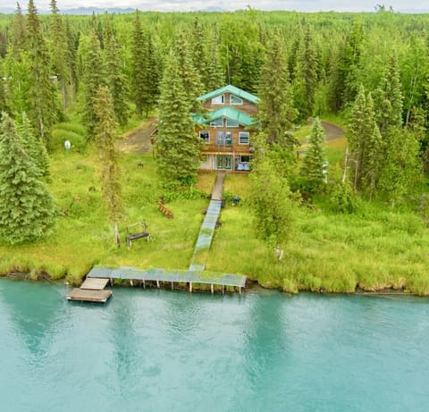 Welcome to our Wandering Moose Riverfront Hideaway.