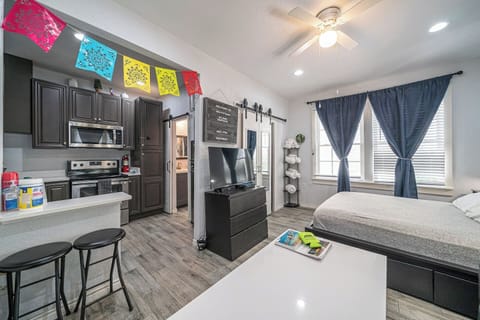 Kitchen and bed view
