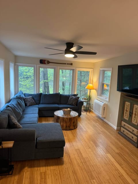 321 Living room 5-6-26