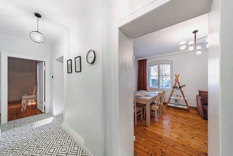Apartment | Living area | Smart TV