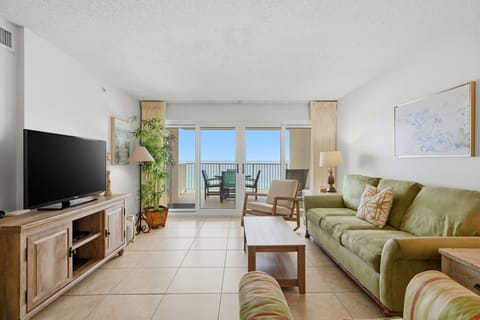 Sandy Key 537- Living Room to Balcony