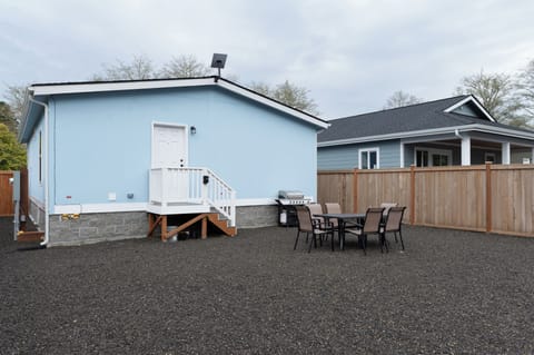 Outdoor table for six beside grill