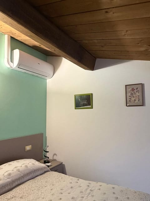 Classic Double or Twin Room | Desk, laptop workspace, free WiFi