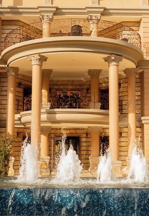 Presidential Suite, Balcony, Courtyard View | Terrace/patio