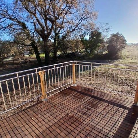 Terrasse - Grande Chambre Double Côté Vigne