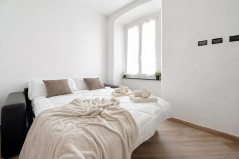 Standard Apartment, 2 Bedrooms, Microwave (Via D'Andrade Sestri Ponente) | 2 bedrooms
