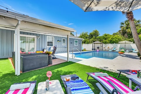 Hudson Vacation Rental | 4BR | 2BA | 1,800 Sq Ft