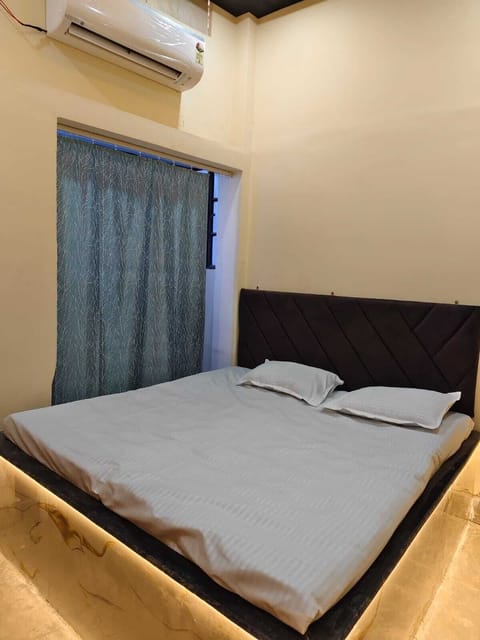 Classic Double Room | Free WiFi