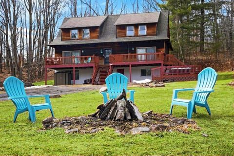 Gather around the fire pit and take in the peaceful setting from this spacious Hudson Valley retreat.
