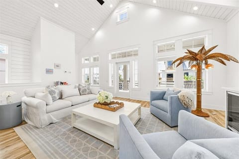 Living Room, 2nd Floor
