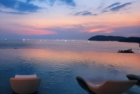 Infinity Pool